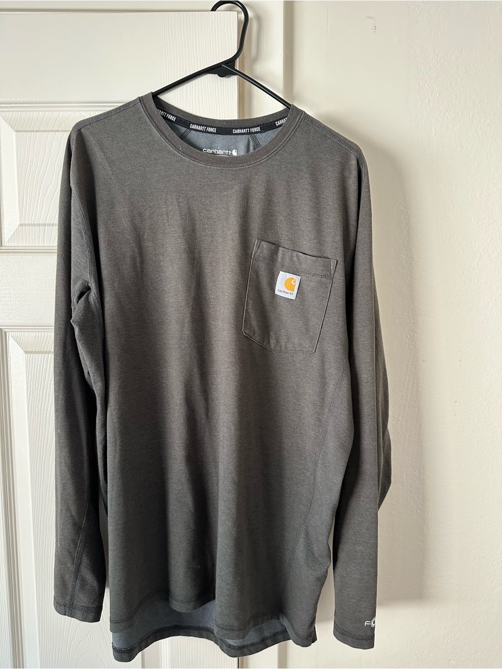 Carhartt Men’s Long-Sleeve Pocket Tee - Charcoal Gray